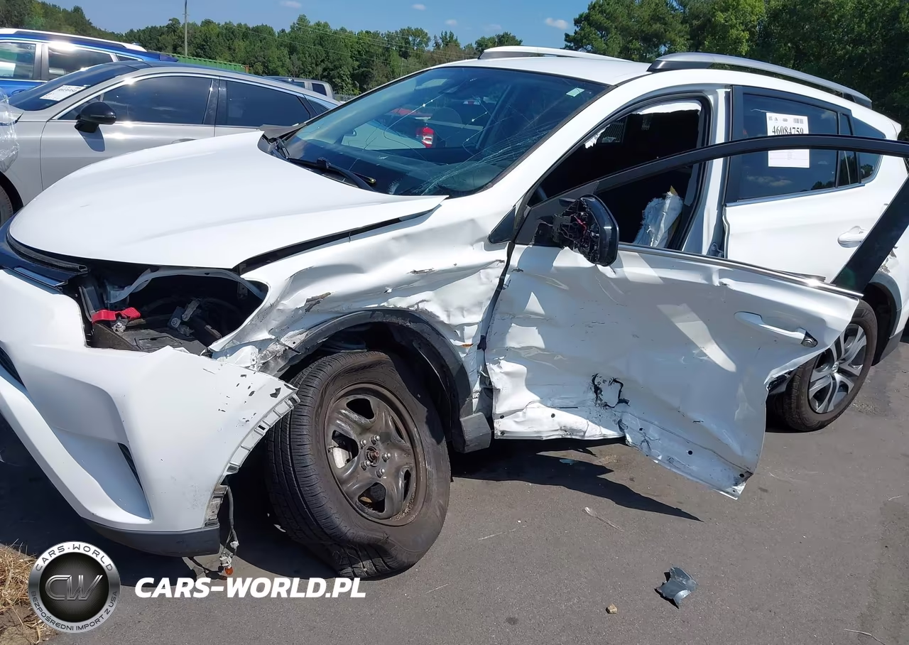2018 Toyota Rav4 Le VIN:2T3ZFREV0JW495148 - 6