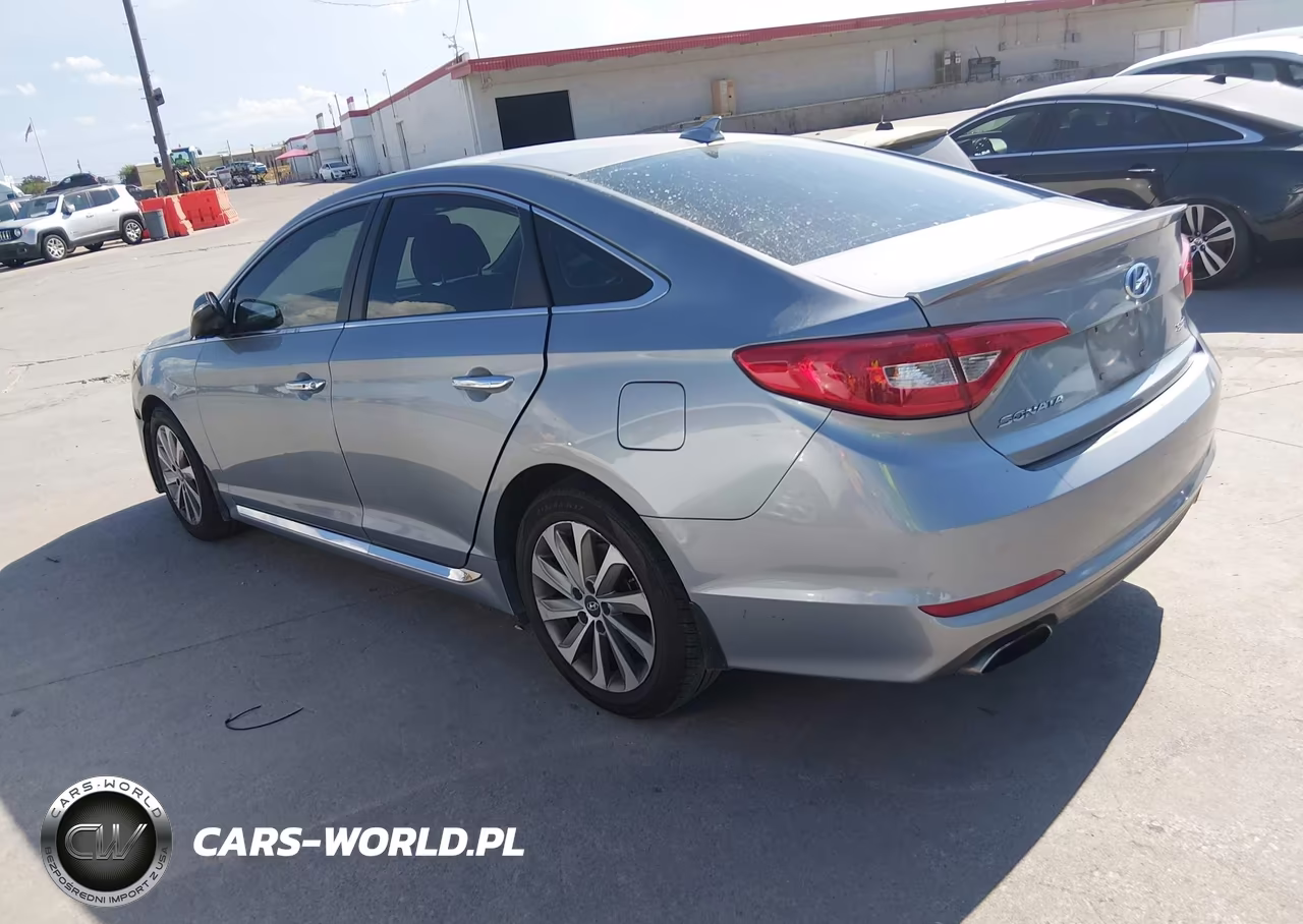 2015 Hyundai Sonata Sport VIN:5NPE34AF1FH140125 - 3