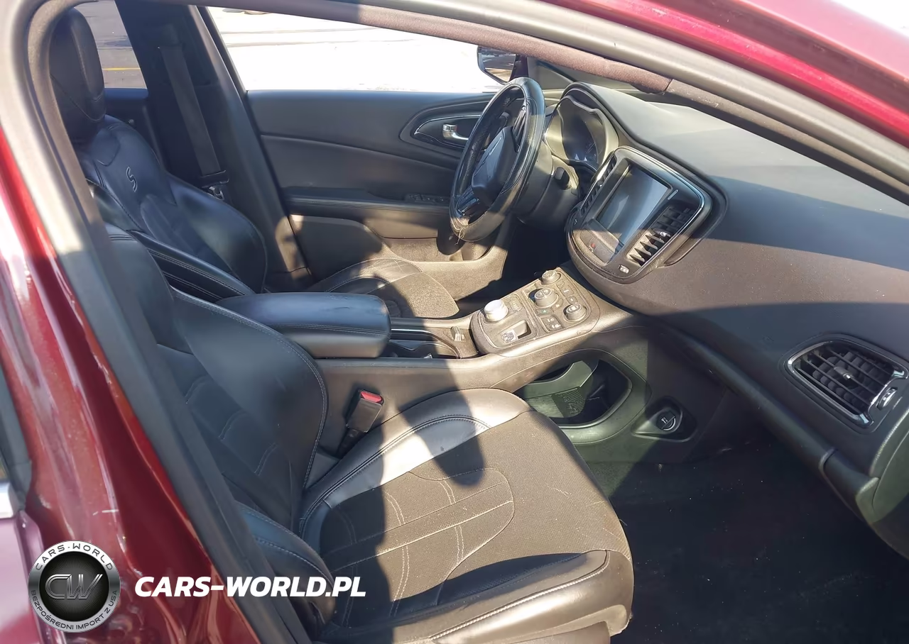 CHRYSLER 200 VIN:1C3CCCBG1FN736025 - 5