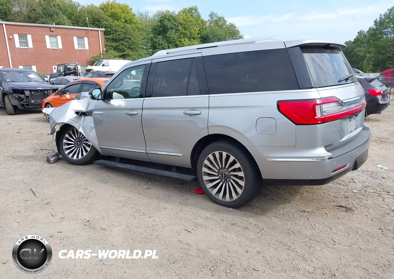 2020 Lincoln Navigator Reserve VIN:5LMJJ2LT7LEL04719 - 3