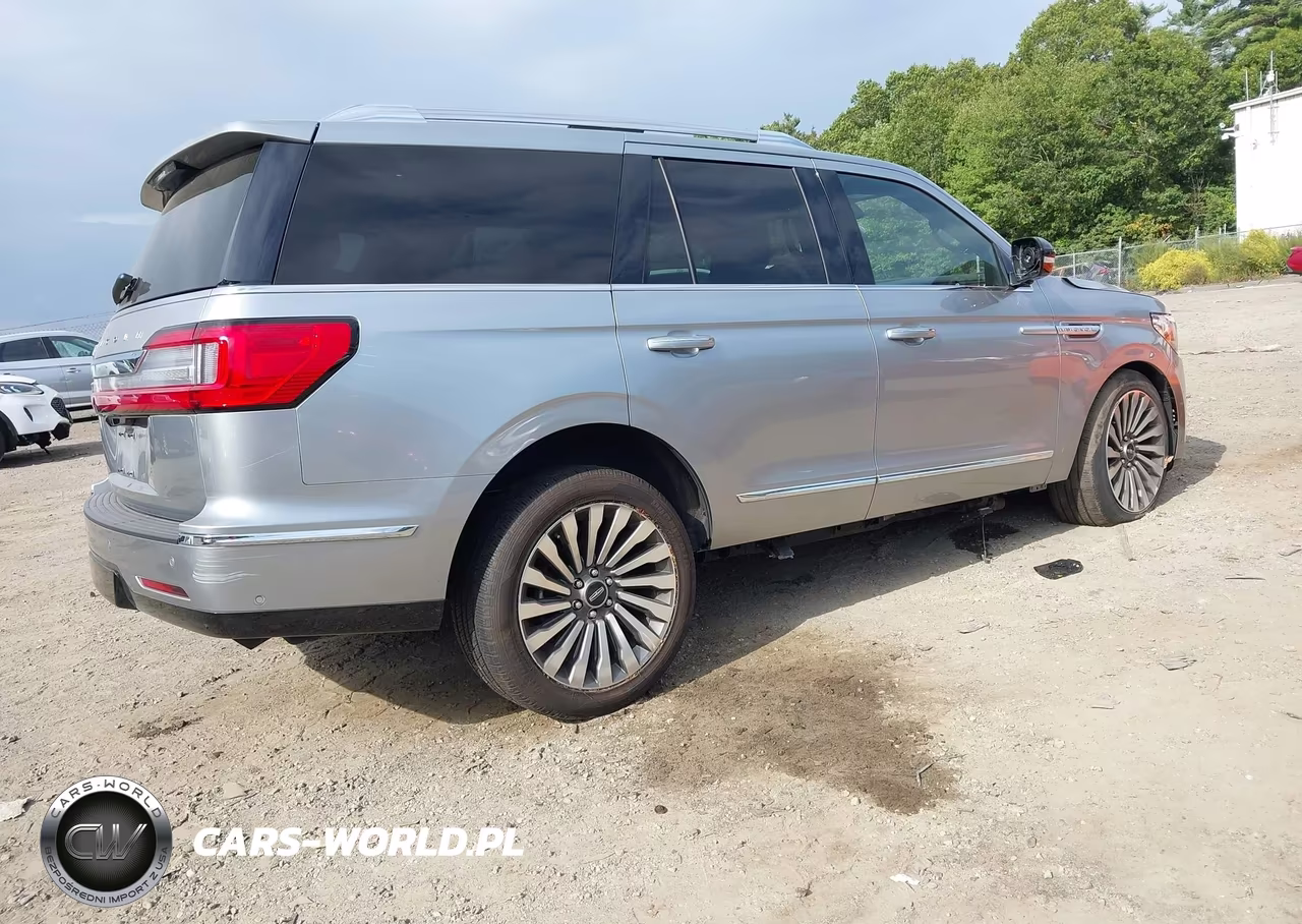 2020 Lincoln Navigator Reserve VIN:5LMJJ2LT7LEL04719 - 4