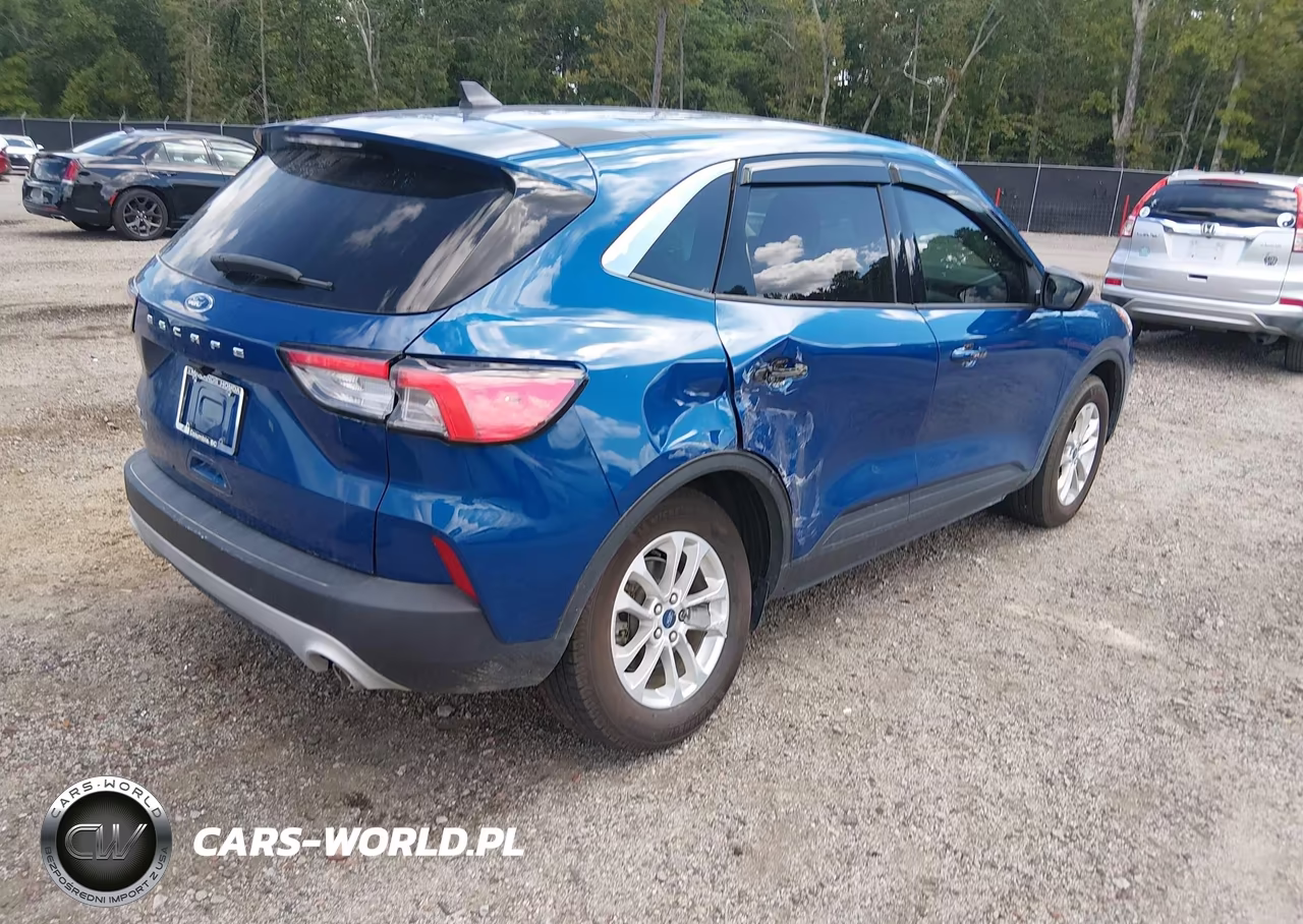 2022 Ford Escape Se VIN:1FMCU0G65NUC04834 - 4