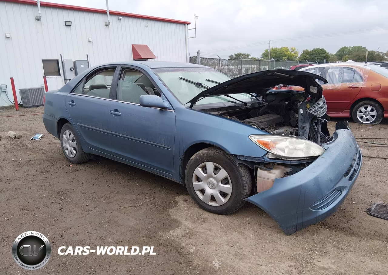 2004 Toyota Camry Le