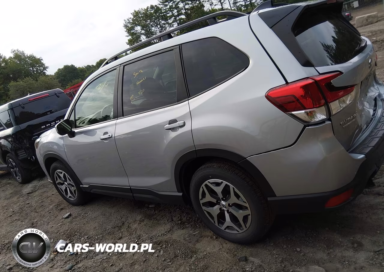 2024 Subaru Forester Premium VIN:JF2SKADC9RH413984 - 14