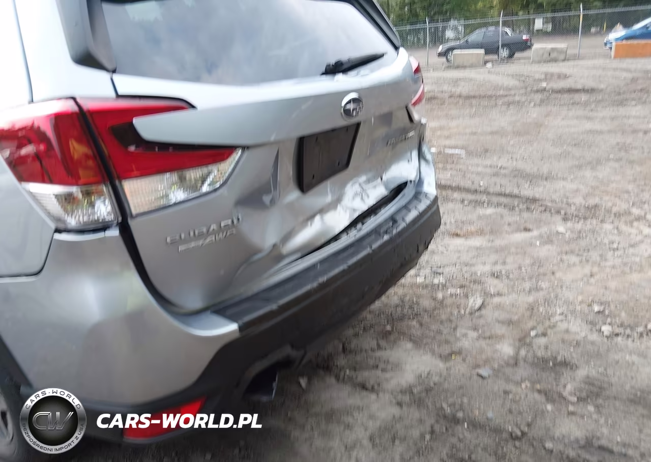 2024 Subaru Forester Premium VIN:JF2SKADC9RH413984 - 6