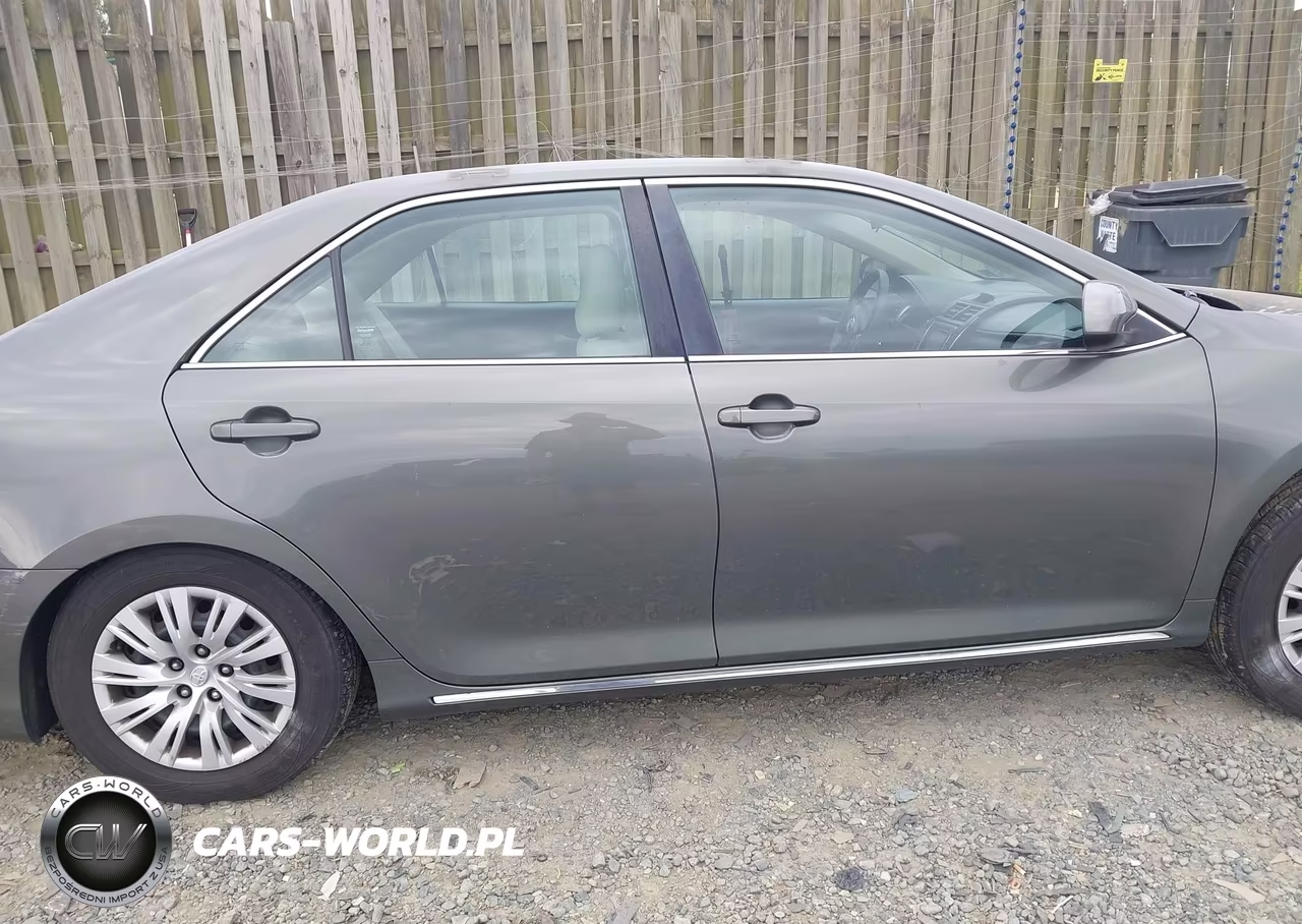 2014 Toyota Camry Le VIN:4T4BF1FK2ER437411 - 13