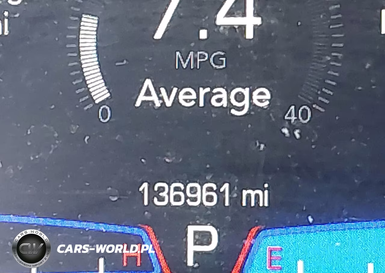 2019 Chrysler 300 Touring VIN:2C3CCAAG7KH610079 - 15