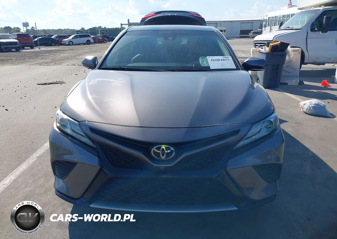 2018 Toyota Camry Xse VIN:4T1B61HK4JU033169 - 12