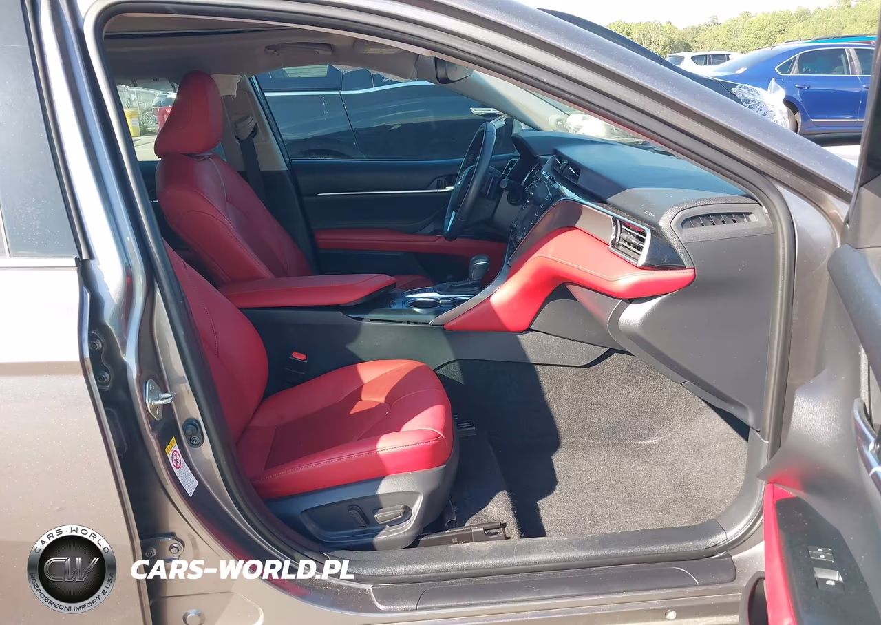 2018 Toyota Camry Xse VIN:4T1B61HK4JU033169 - 5