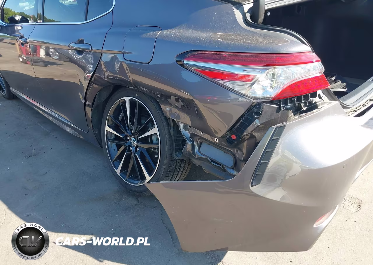 2018 Toyota Camry Xse VIN:4T1B61HK4JU033169 - 6
