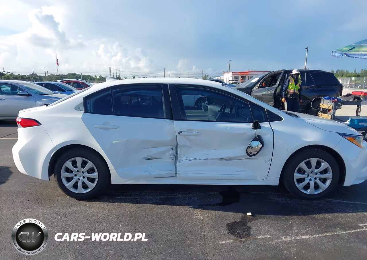2020 Toyota Corolla Le VIN:5YFEPRAE6LP069883 - 6