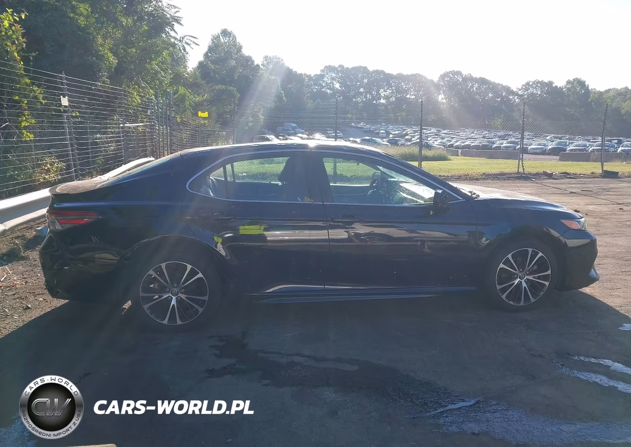 2018 Toyota Camry Se VIN:4T1B11HK7JU036078 - 14