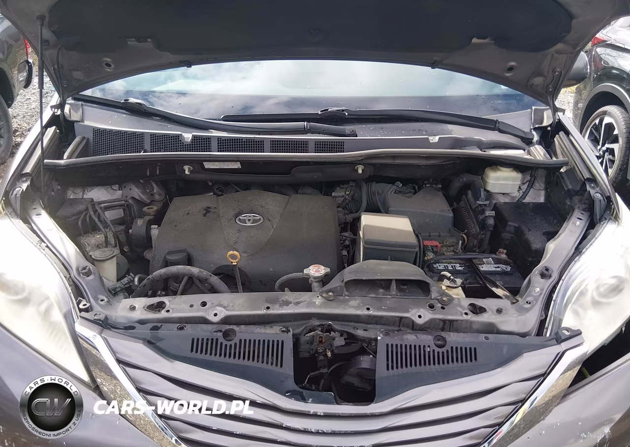 2017 Toyota Sienna Le 8 Passenger VIN:5TDKZ3DC8HS835406 - 10