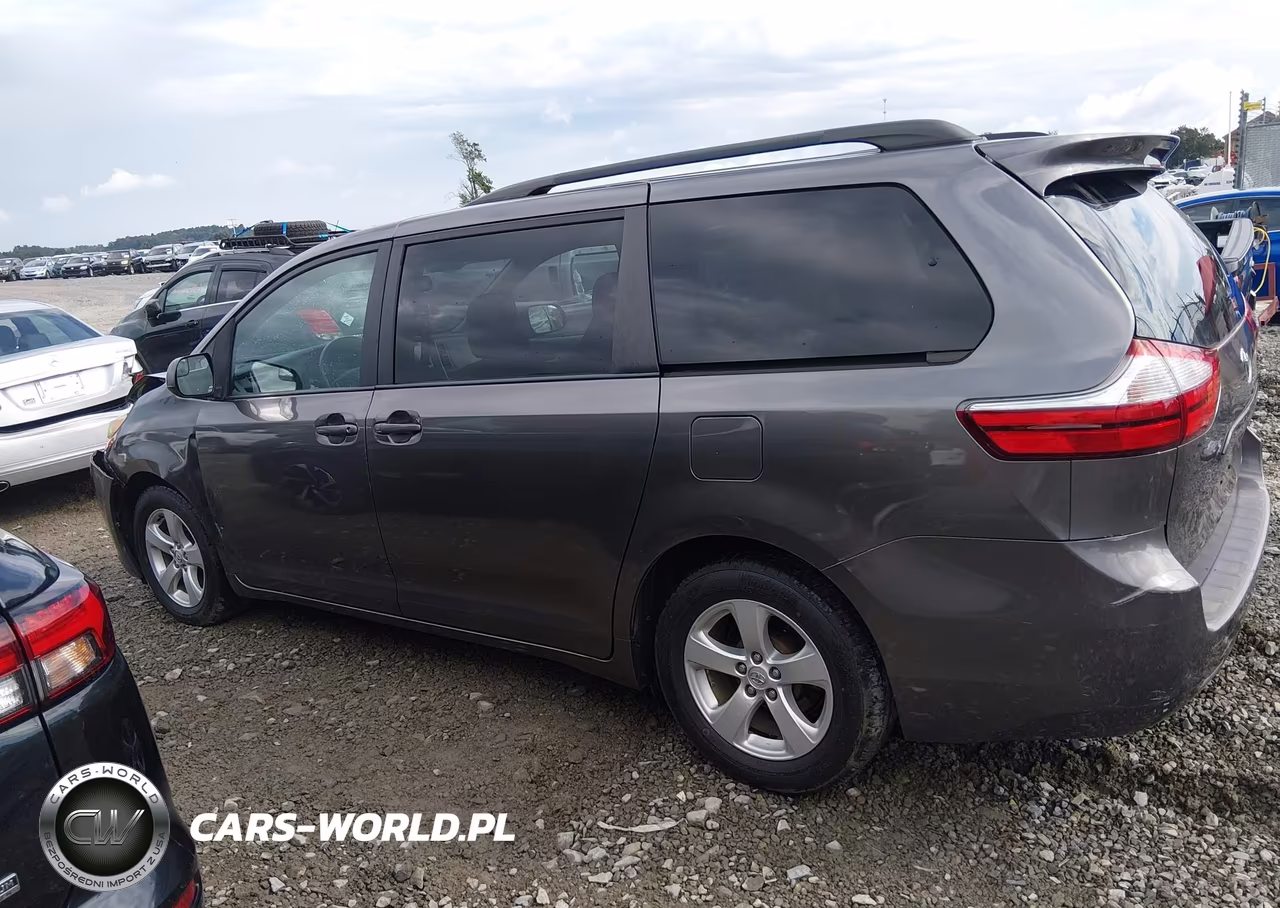 2017 Toyota Sienna Le 8 Passenger VIN:5TDKZ3DC8HS835406 - 14