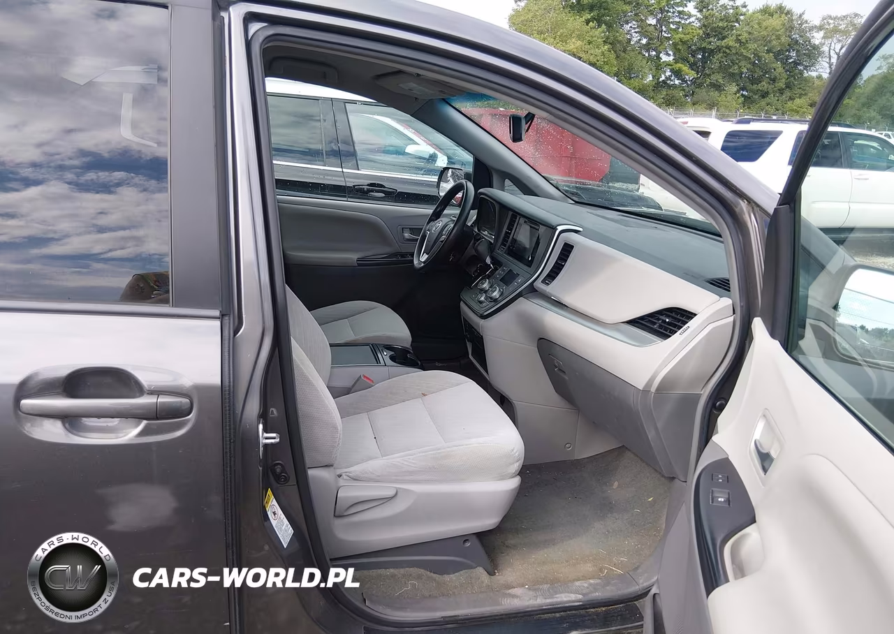 2017 Toyota Sienna Le 8 Passenger VIN:5TDKZ3DC8HS835406 - 5