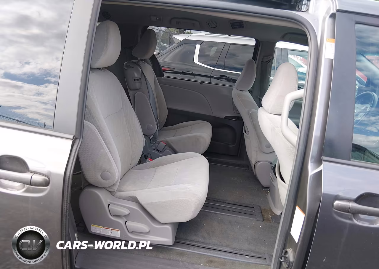 2017 Toyota Sienna Le 8 Passenger VIN:5TDKZ3DC8HS835406 - 8