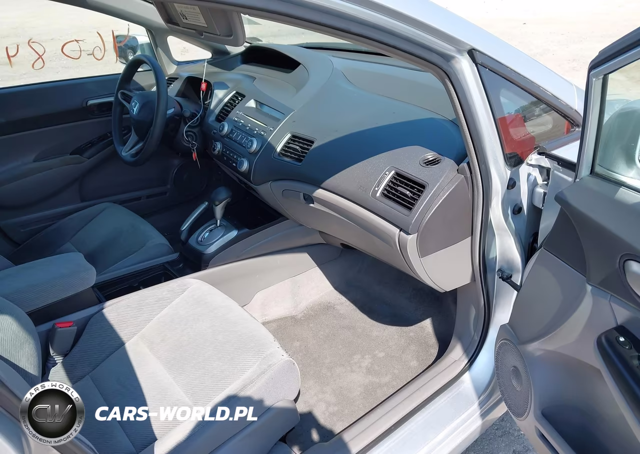 2009 Honda Civic Lx VIN:2HGFA16519H303749 - 5