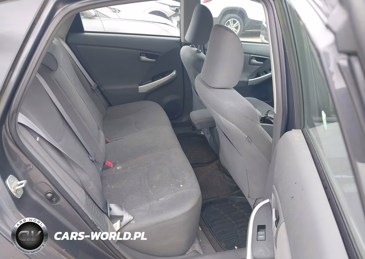 2011 Toyota Prius Two VIN:JTDKN3DU7B5341264 - 8