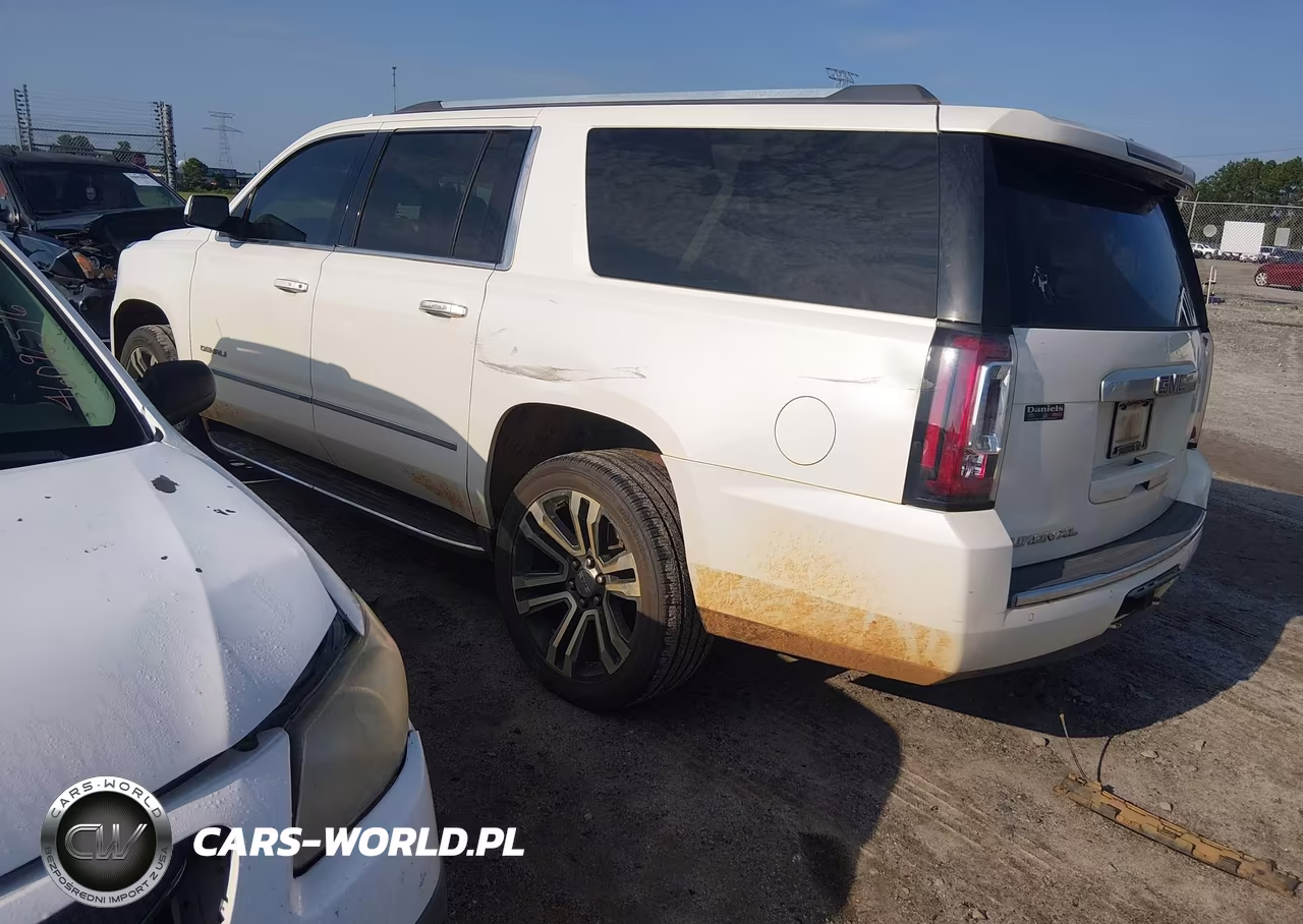 2017 GMC Yukon Xl Denali VIN:1GKS2HKJXHR330862 - 3