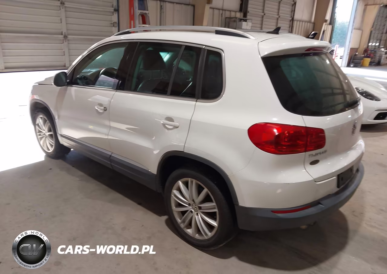 2013 Volkswagen Tiguan Se VIN:WVGAV7AX2DW523013 - 3
