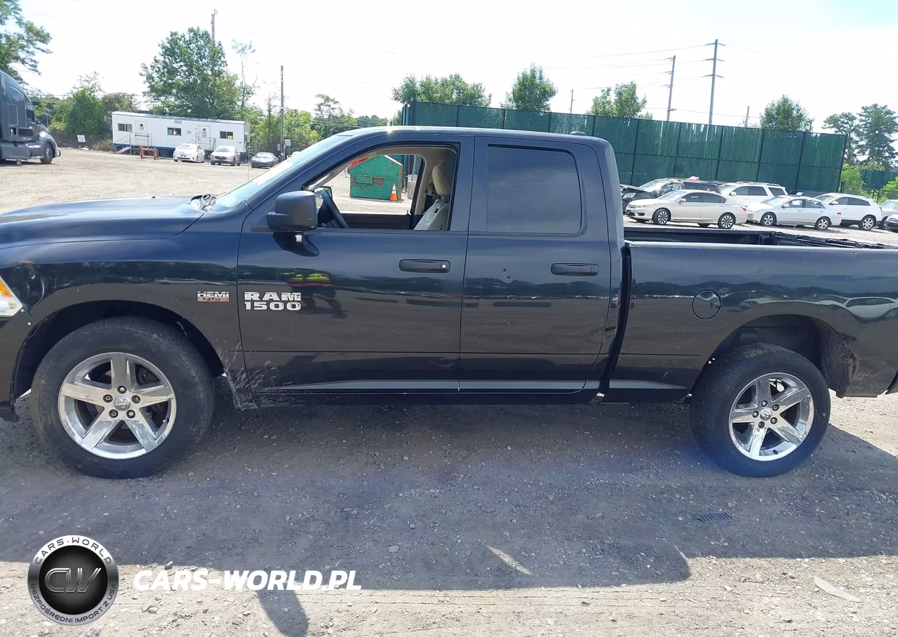 2015 Ram 1500 Express VIN:1C6RR7FT8FS653803 - 14