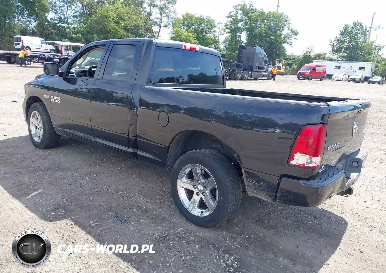 2015 Ram 1500 Express VIN:1C6RR7FT8FS653803 - 3