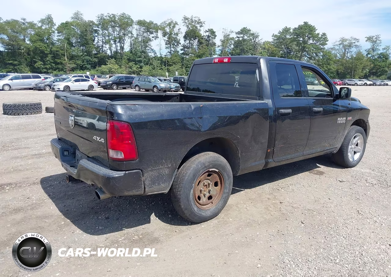 2015 Ram 1500 Express VIN:1C6RR7FT8FS653803 - 4