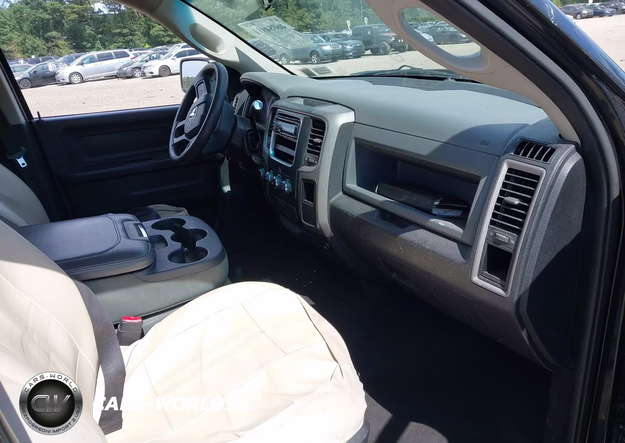 2015 Ram 1500 Express VIN:1C6RR7FT8FS653803 - 5