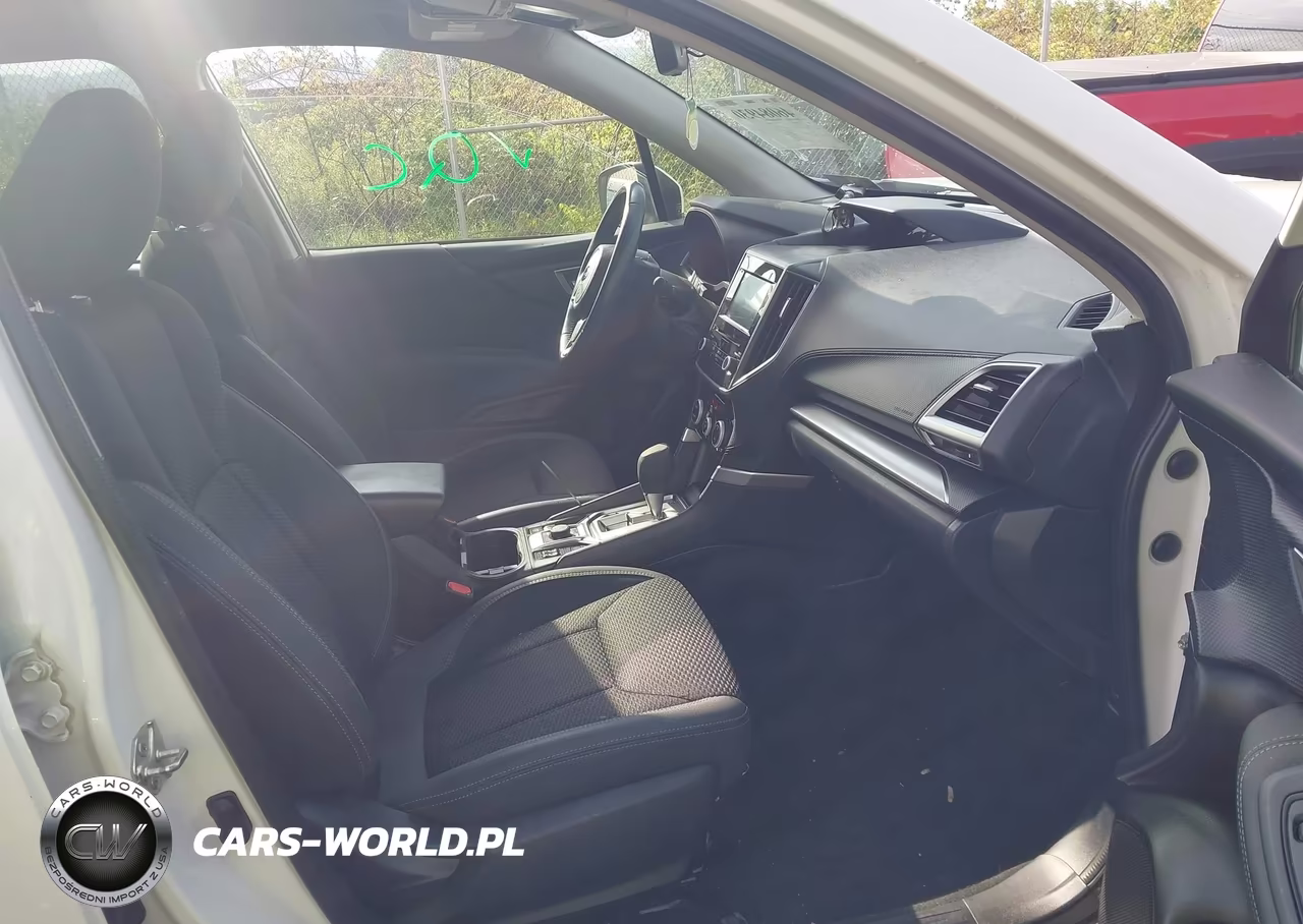 2020 Subaru Forester Premium VIN:JF2SKAJC1LH586409 - 5