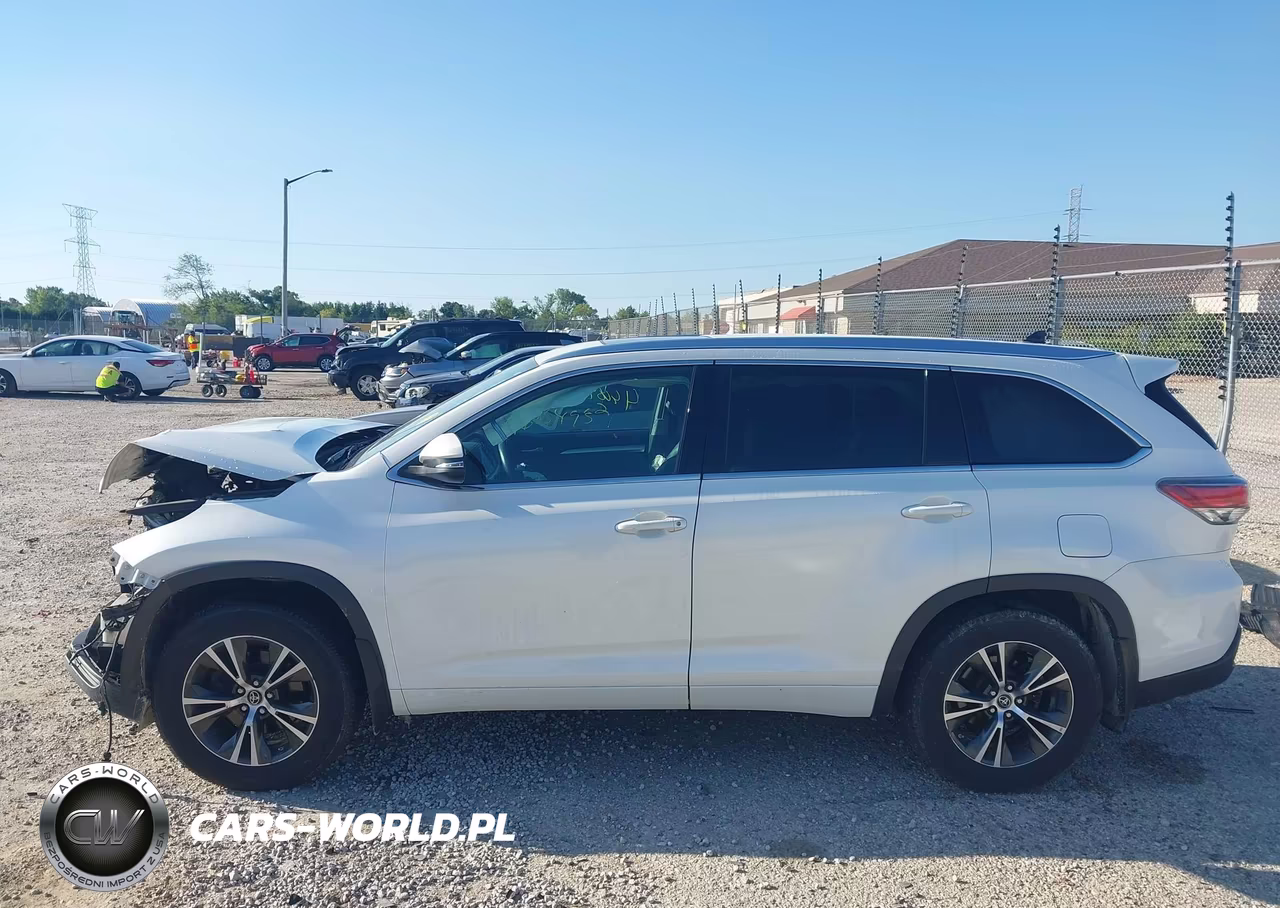 2016 Toyota Highlander Xle V6 VIN:5TDJKRFHXGS320031 - 15