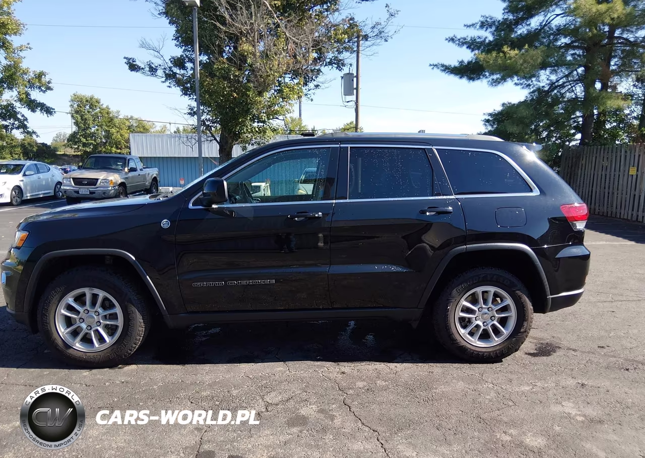 2020 Jeep Grand Cherokee Laredo E 4X4 VIN:1C4RJFAG6LC165525 - 15