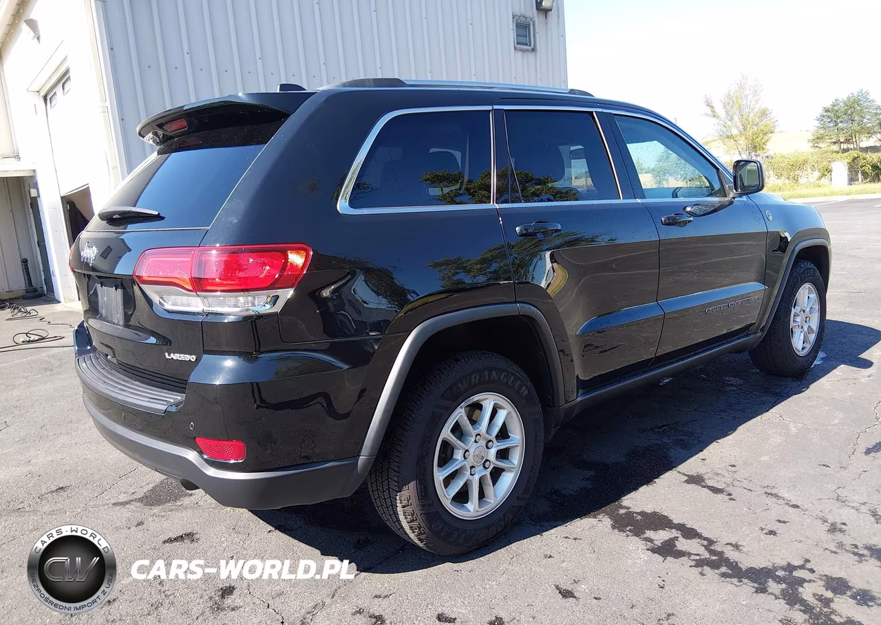 2020 Jeep Grand Cherokee Laredo E 4X4 VIN:1C4RJFAG6LC165525 - 4