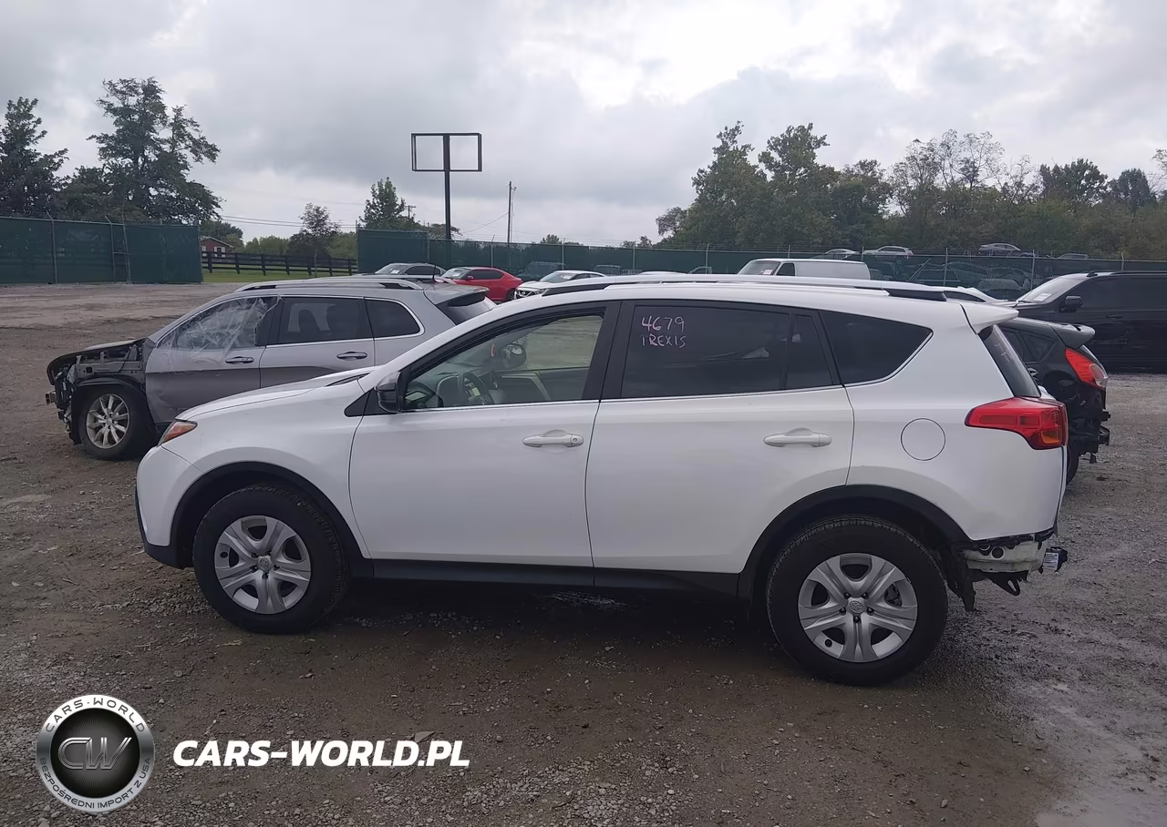2015 Toyota Rav4 Le VIN:JTMZFREV9FJ048503 - 14