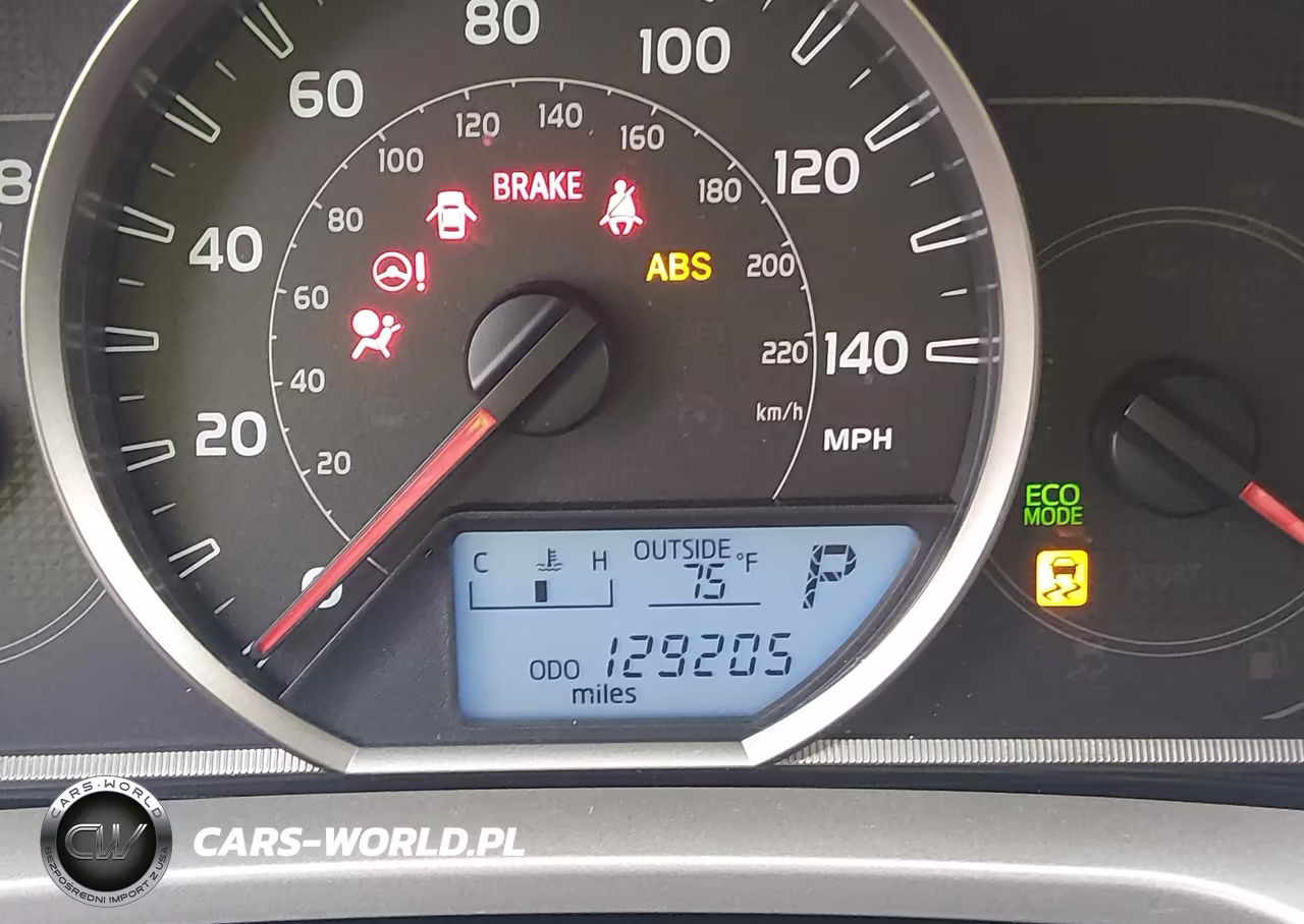 2015 Toyota Rav4 Le VIN:JTMZFREV9FJ048503 - 15