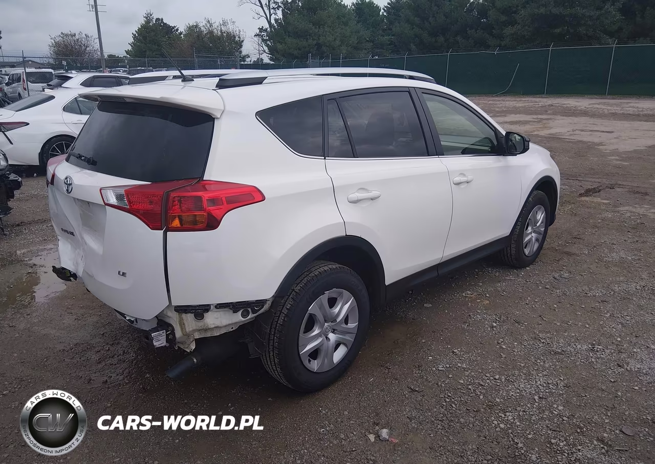 2015 Toyota Rav4 Le VIN:JTMZFREV9FJ048503 - 4
