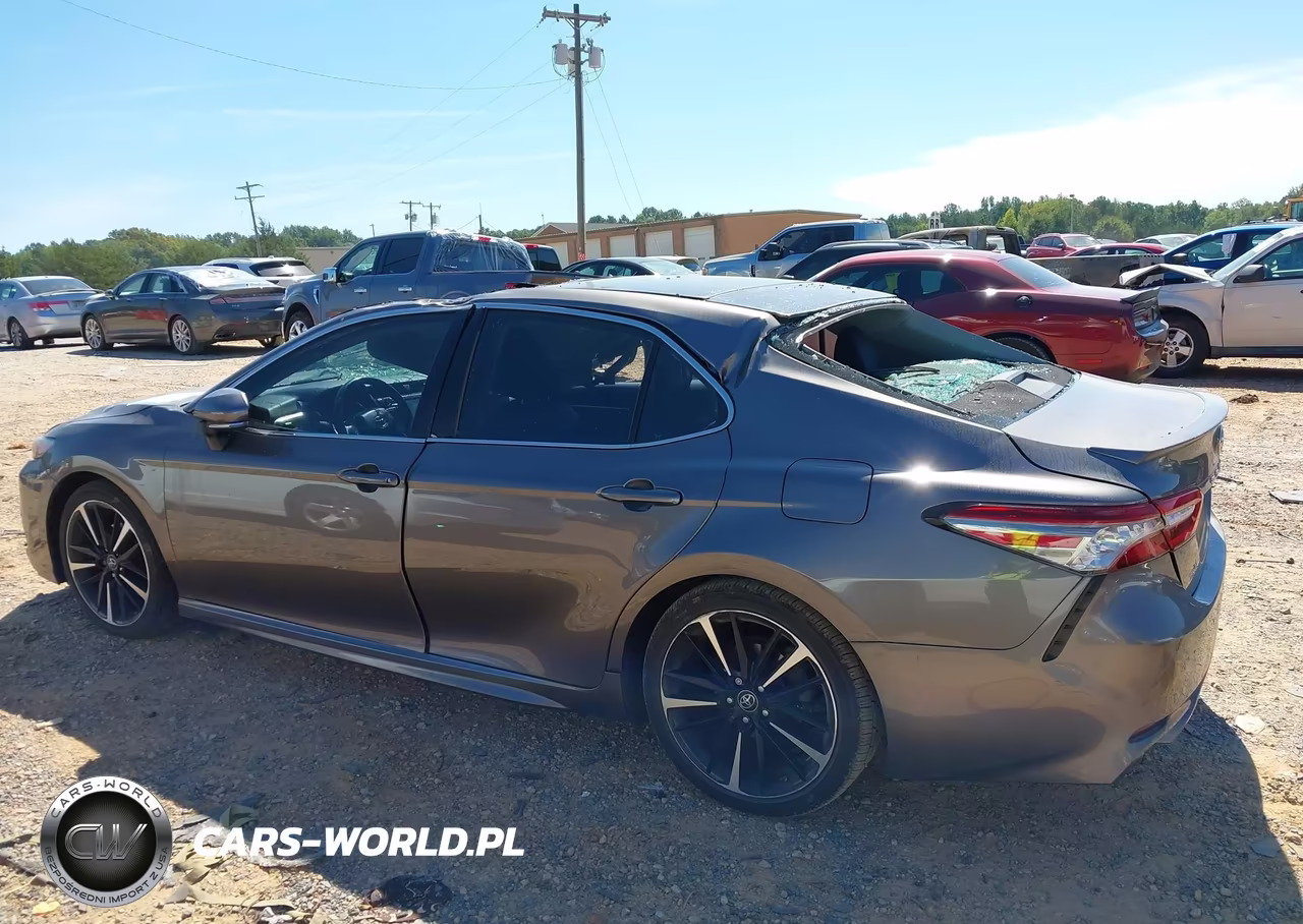 2018 Toyota Camry Xse VIN:4T1B61HKXJU097992 - 14