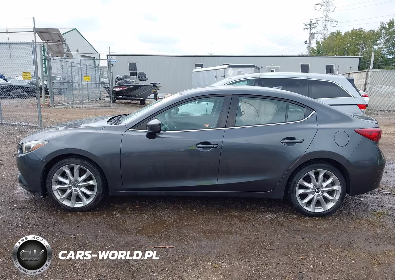 2016 Mazda Mazda3 S Touring VIN:JM1BM1W33G1301385 - 14