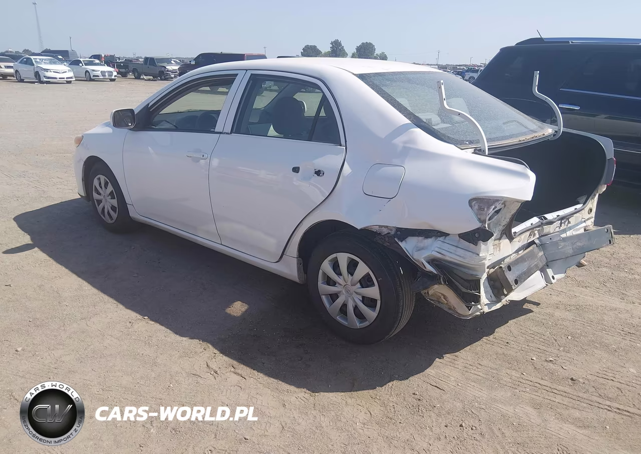 2013 Toyota Corolla L VIN:5YFBU4EE8DP111643 - 3