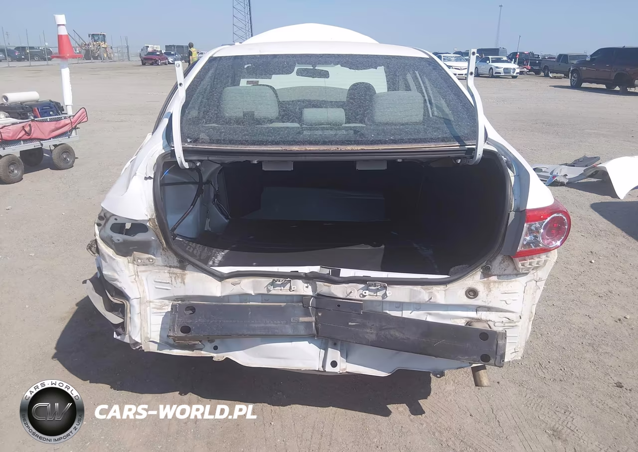 2013 Toyota Corolla L VIN:5YFBU4EE8DP111643 - 6