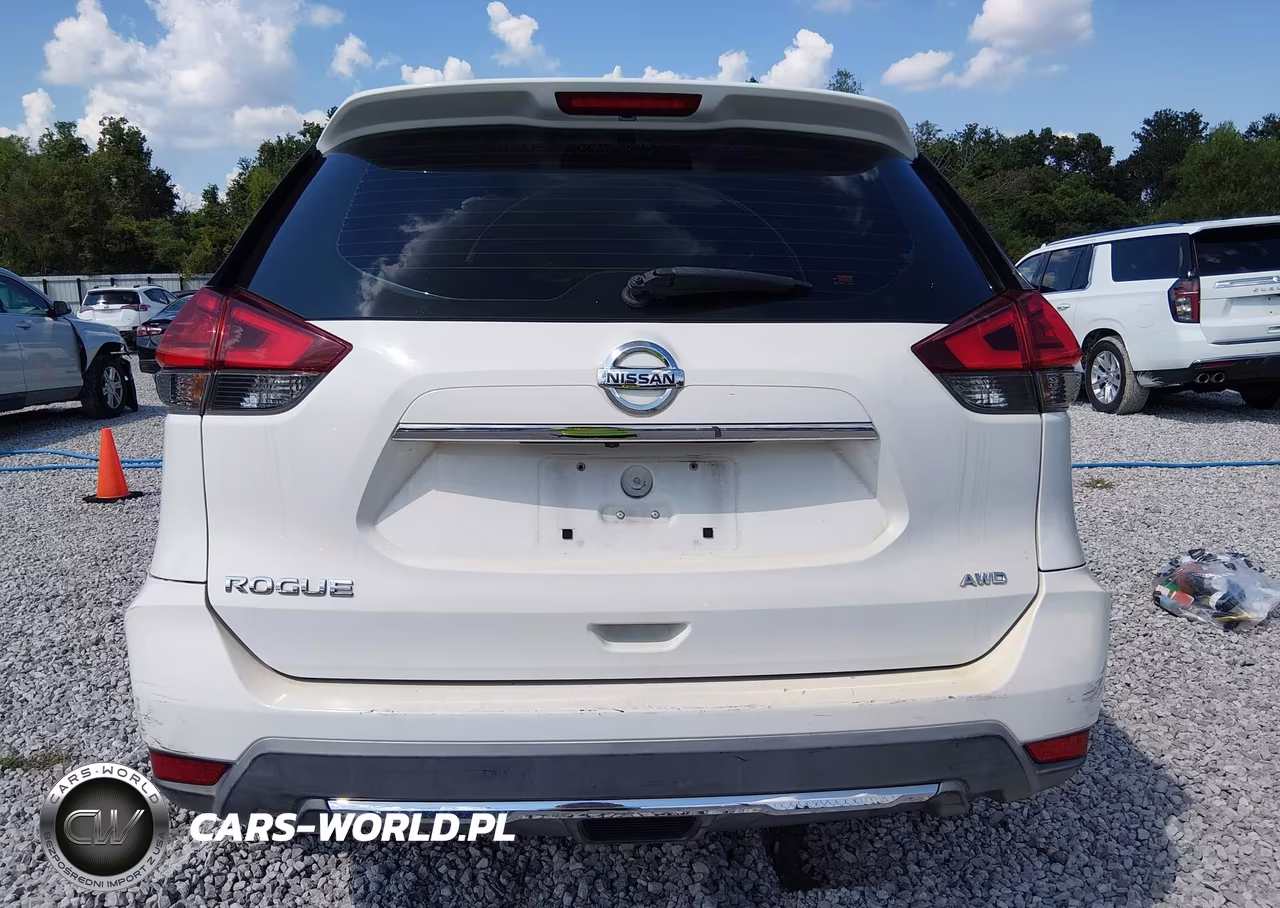 2017 Nissan Rogue S VIN:KNMAT2MV7HP556855 - 16