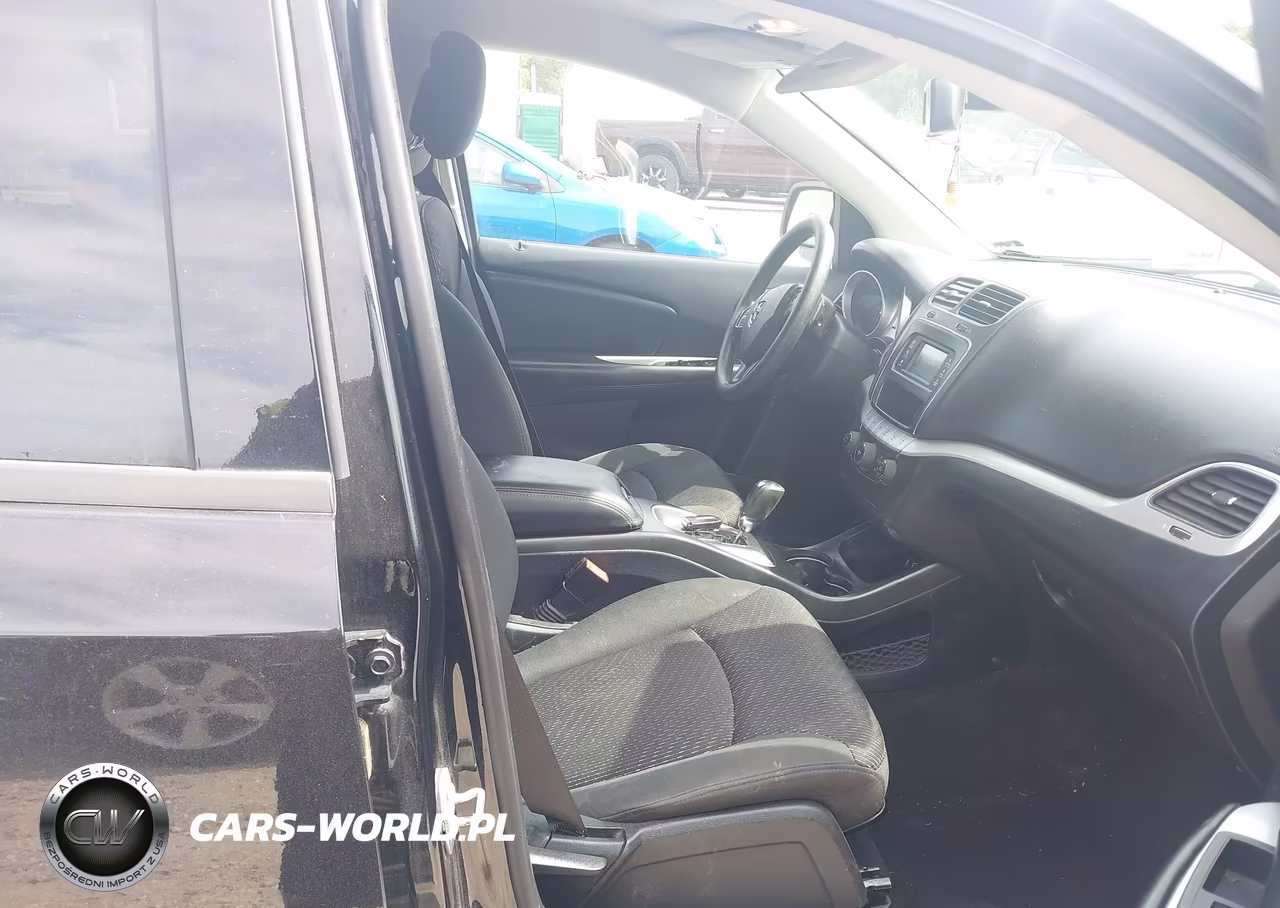 2018 Dodge Journey Se VIN:3C4PDCAB5JT524379 - 5