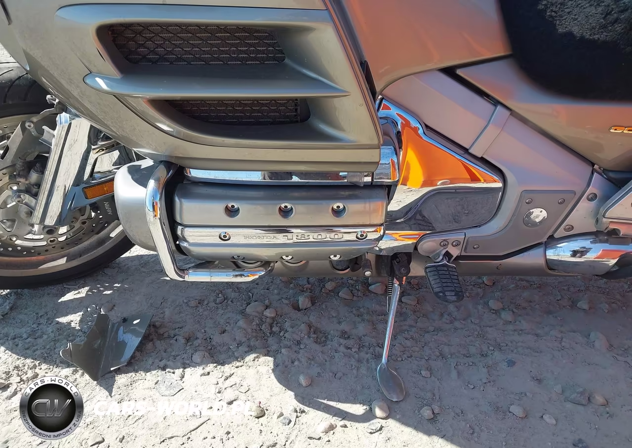 2002 Honda Gl1800 A VIN:1HFSC47492A102786 - 9