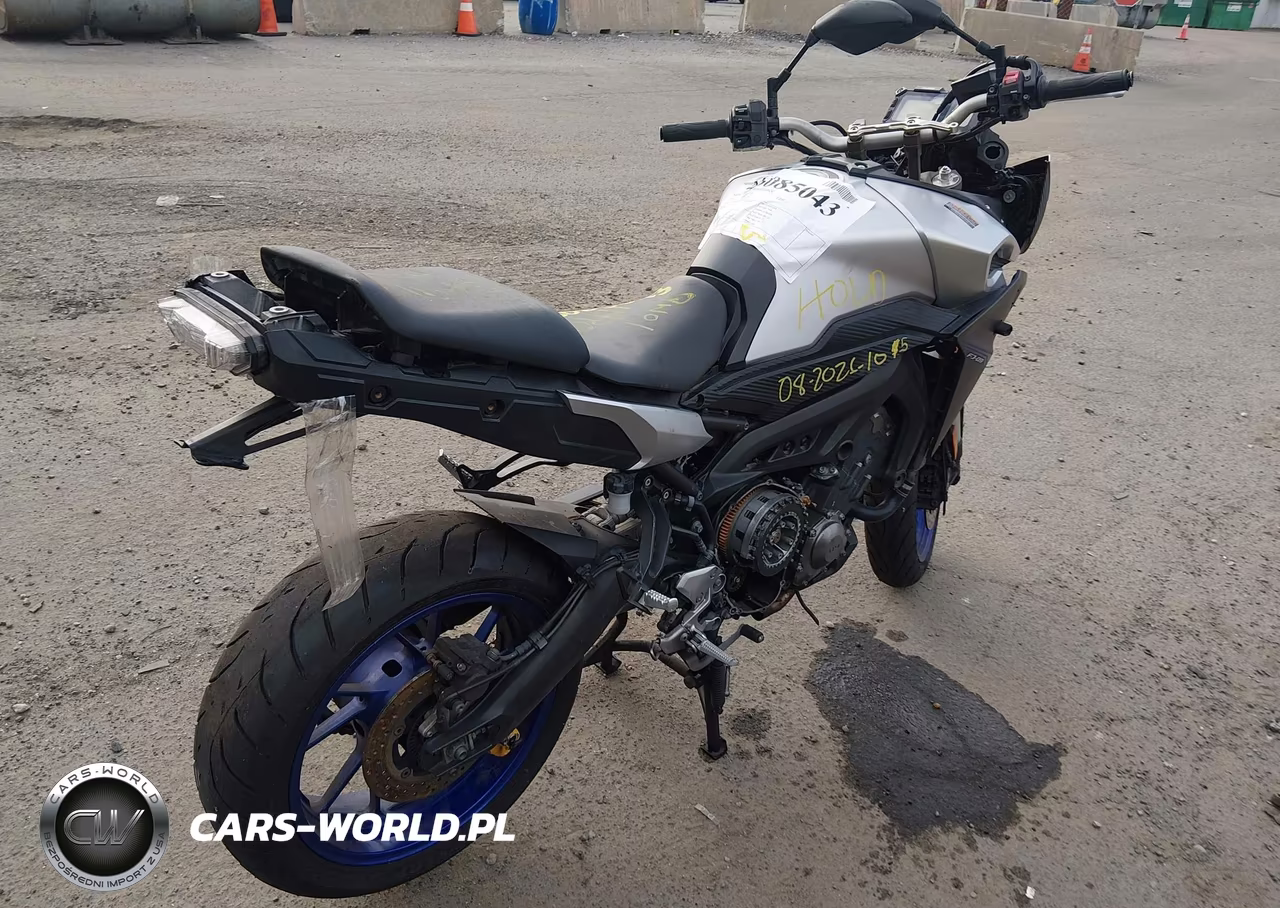 2016 Yamaha Fj09 VIN:JYARN37E2GA003154 - 4
