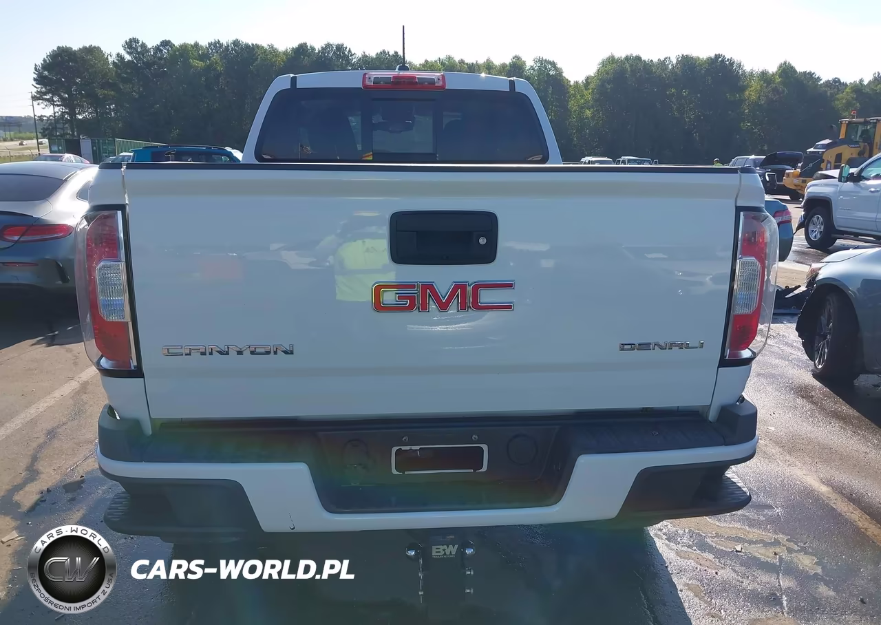2018 GMC Canyon Denali VIN:1GTG6EENXJ1242420 - 16
