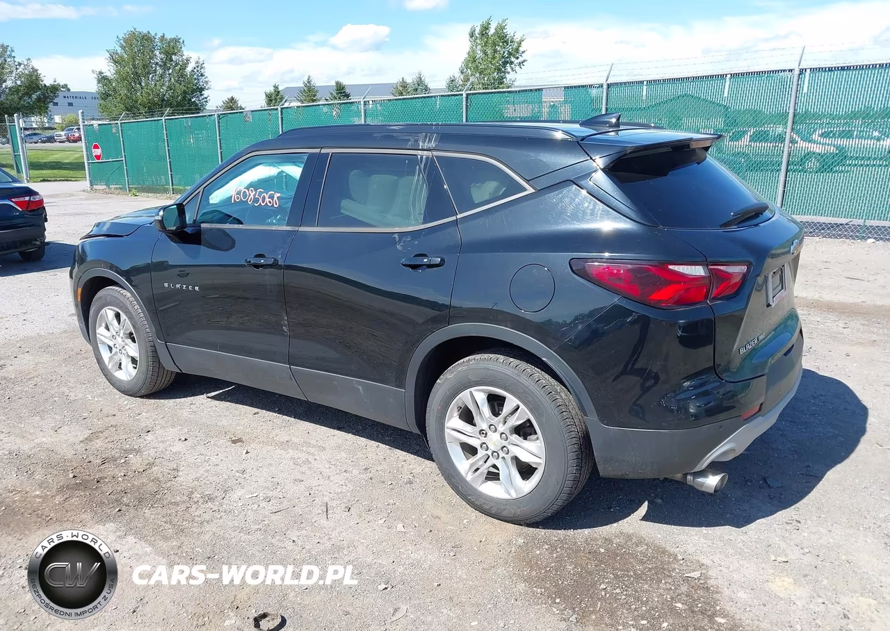 2019 Chevrolet Blazer VIN:3GNKBGRSXKS697244 - 3