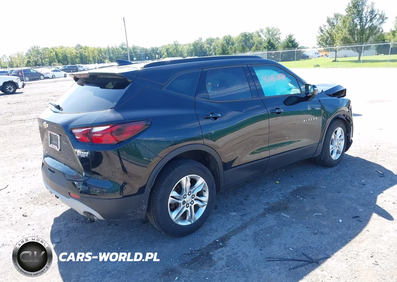 2019 Chevrolet Blazer VIN:3GNKBGRSXKS697244 - 4