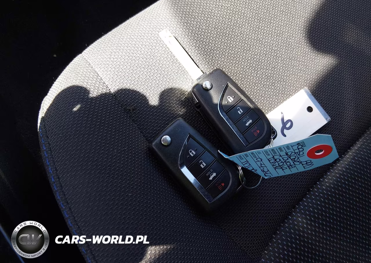 2020 Toyota Corolla Se VIN:5YFS4RCE4LP042092 - 11