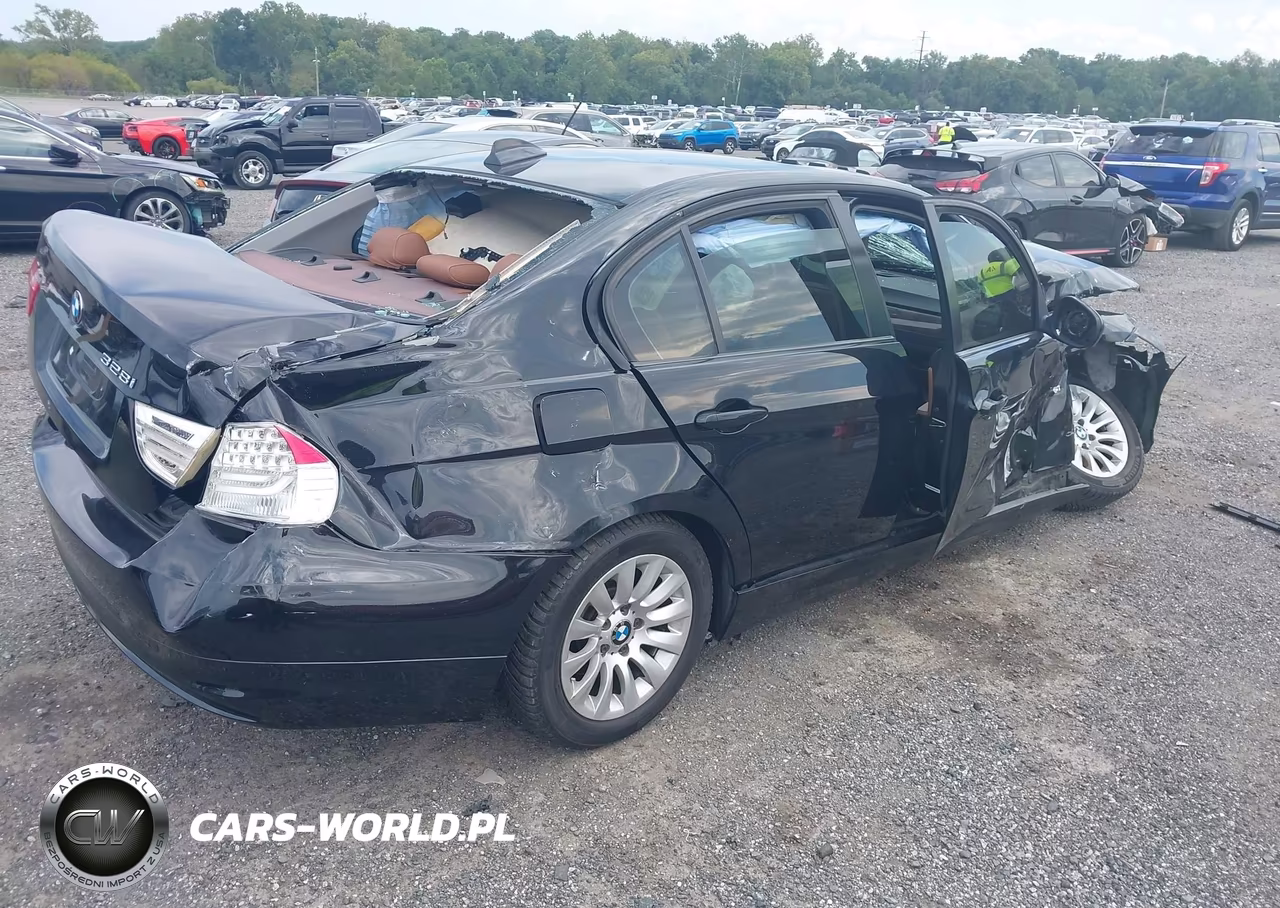 2009 BMW 328I xDrive VIN:WBAPK535X9A511779 - 4