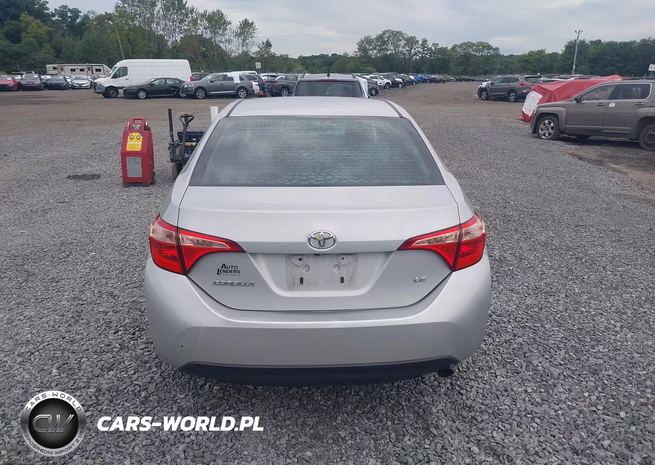 2017 Toyota Corolla Le VIN:2T1BURHE6HC831652 - 16