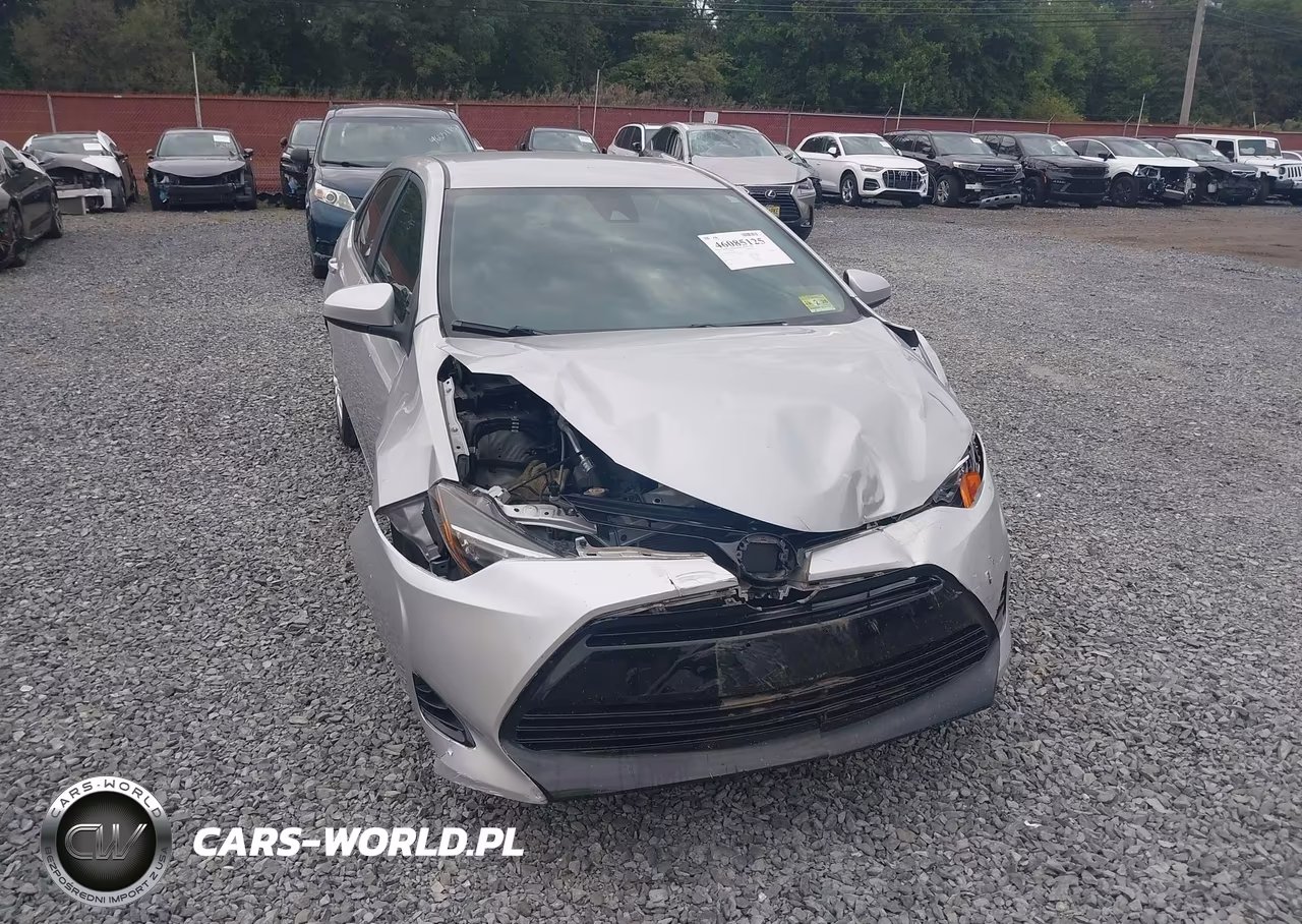 2017 Toyota Corolla Le VIN:2T1BURHE6HC831652 - 17